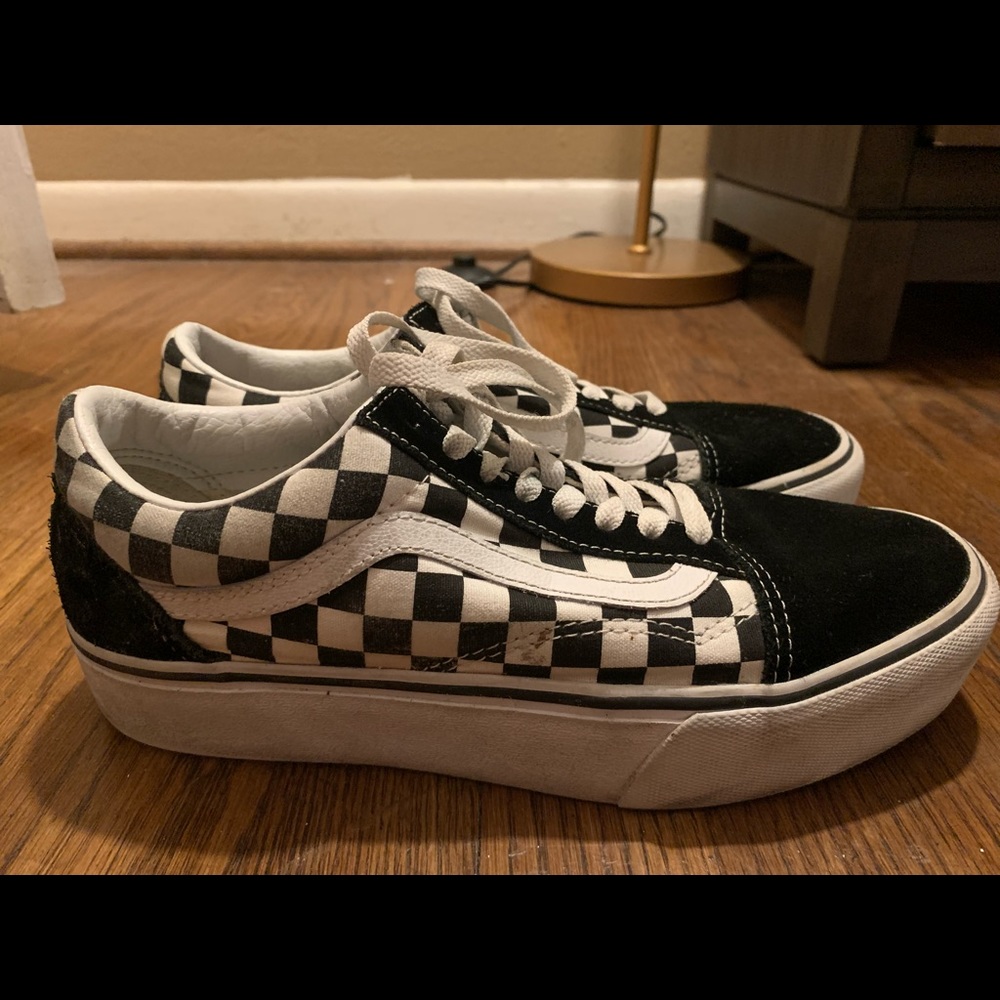 vans old skool checkered platforms